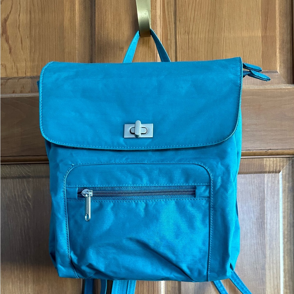 Magellan’s Crossbody That Transforms To Backpack … - image 1